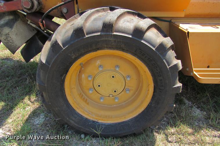 image for item DE0193 1992 Case 860 rock saw