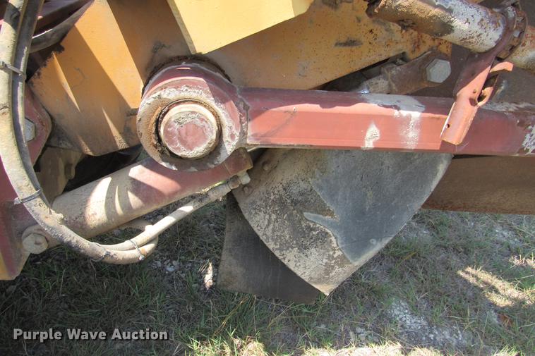 image for item DE0193 1992 Case 860 rock saw