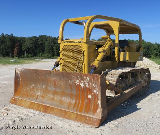 image for item DE3816 1970 Caterpillar D7F dozer