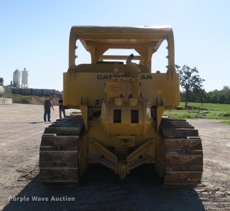 image for item DE3816 1970 Caterpillar D7F dozer