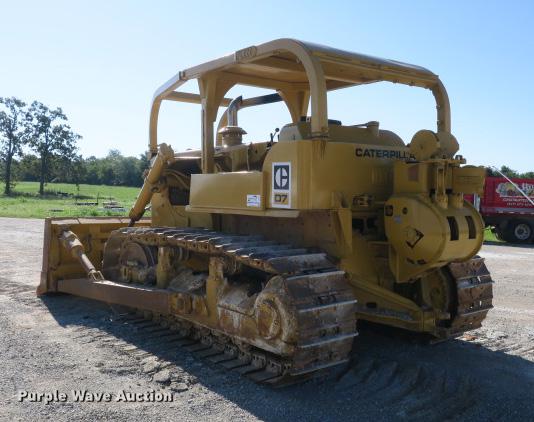 image for item DE3816 1970 Caterpillar D7F dozer