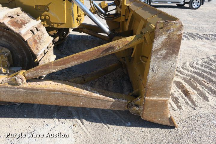 image for item DE3816 1970 Caterpillar D7F dozer