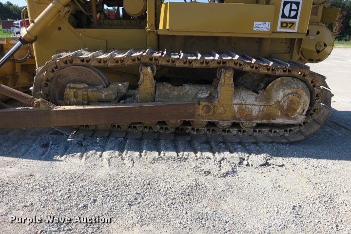 image for item DE3816 1970 Caterpillar D7F dozer