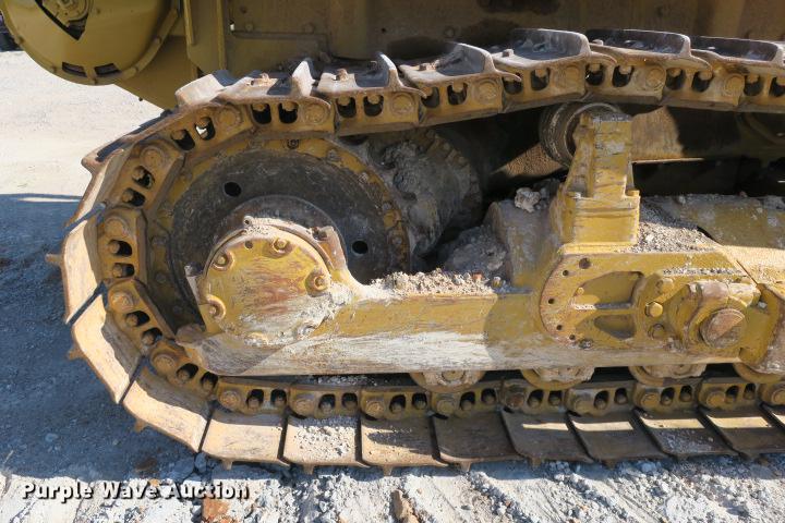 image for item DE3816 1970 Caterpillar D7F dozer