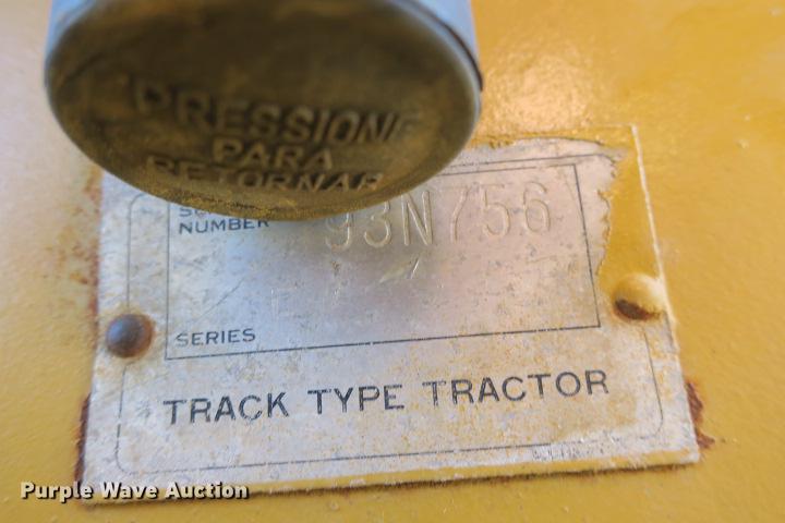 image for item DE3816 1970 Caterpillar D7F dozer