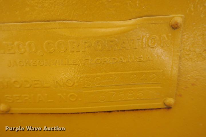 image for item DE3816 1970 Caterpillar D7F dozer