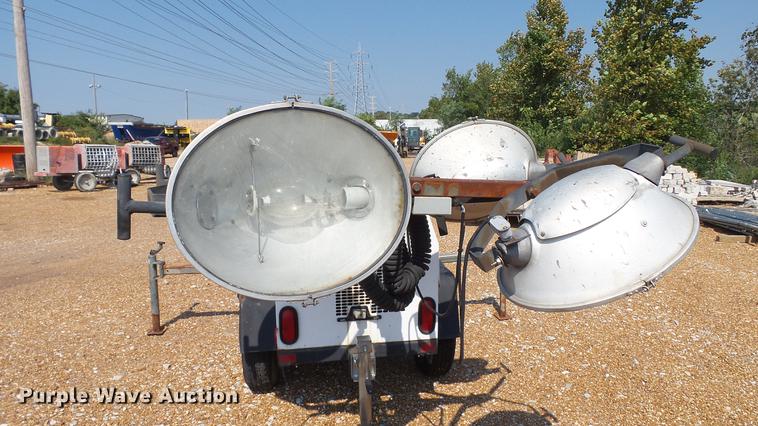 image for item DE4851 2004 Wacker LTC4L light plant