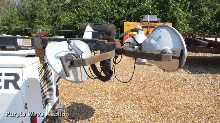 image for item DE4851 2004 Wacker LTC4L light plant