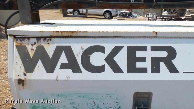 image for item DE4851 2004 Wacker LTC4L light plant