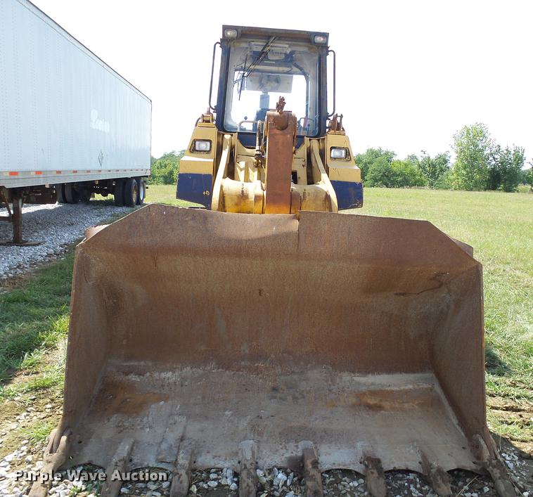 image for item DE5103 Komatsu D66S-1 track loader