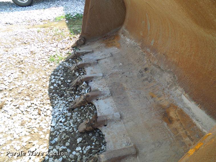 image for item DE5103 Komatsu D66S-1 track loader