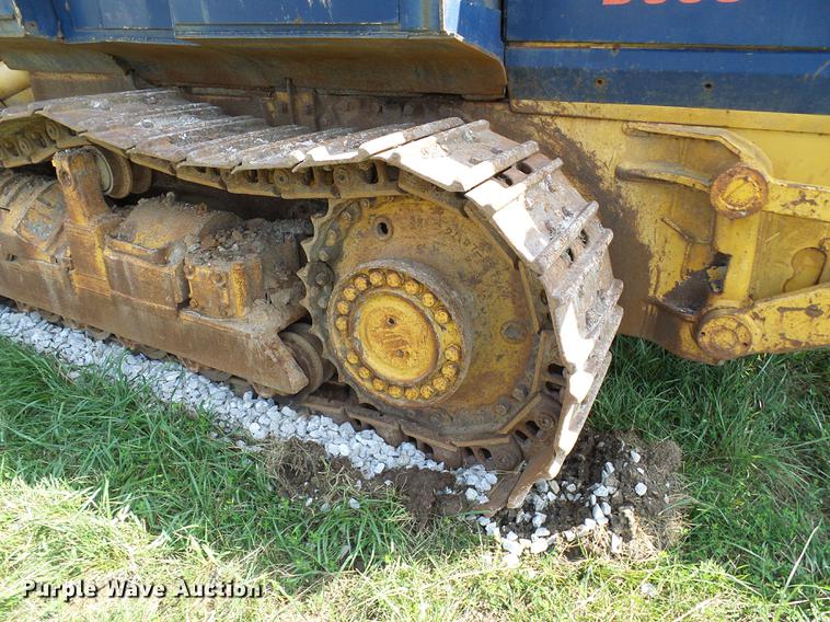image for item DE5103 Komatsu D66S-1 track loader