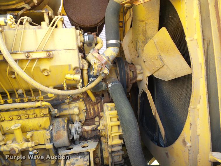 image for item DE5103 Komatsu D66S-1 track loader