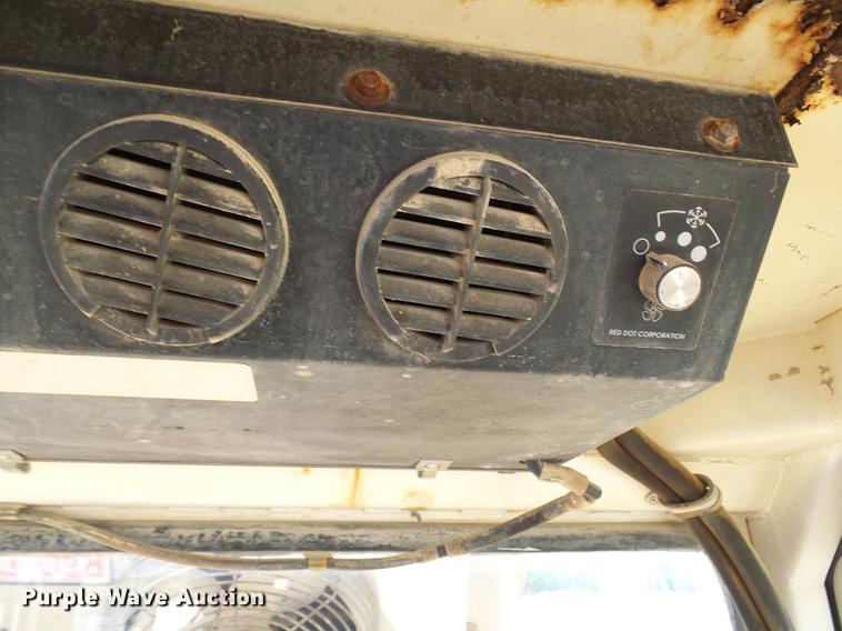 image for item DE5103 Komatsu D66S-1 track loader