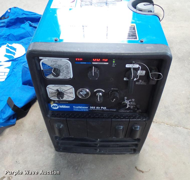 image for item DE5212 2017 Miller Trailblazer 302 Air Pak welder/generator with air compressor