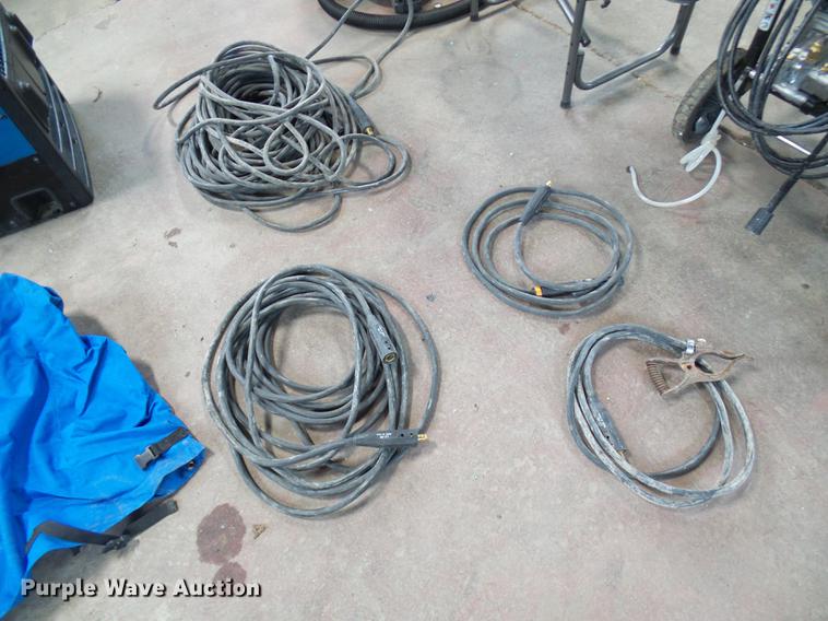 image for item DE5212 2017 Miller Trailblazer 302 Air Pak welder/generator with air compressor