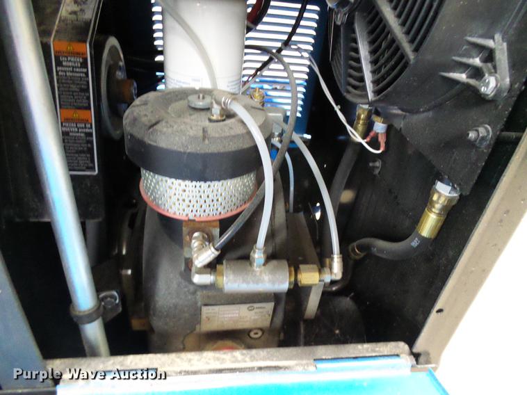 image for item DE5212 2017 Miller Trailblazer 302 Air Pak welder/generator with air compressor