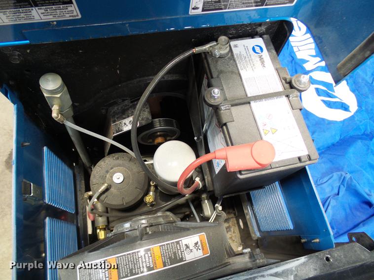 image for item DE5212 2017 Miller Trailblazer 302 Air Pak welder/generator with air compressor