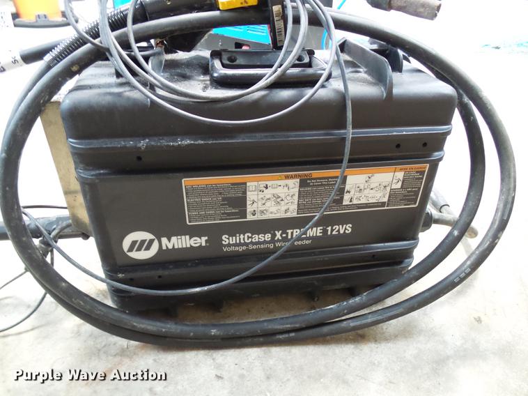 image for item DE5213 2017 Miller Xtreme 12VS suitcase mig welder