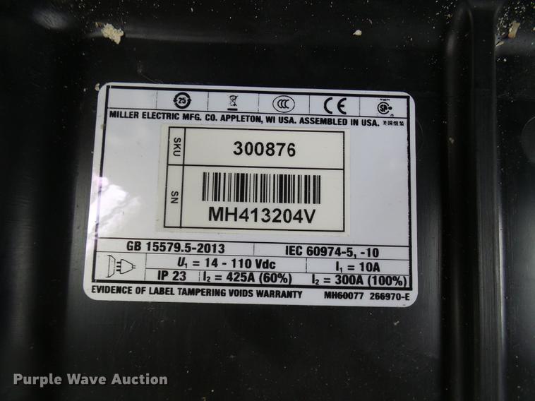 image for item DE5213 2017 Miller Xtreme 12VS suitcase mig welder