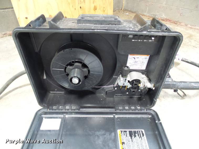 image for item DE5213 2017 Miller Xtreme 12VS suitcase mig welder