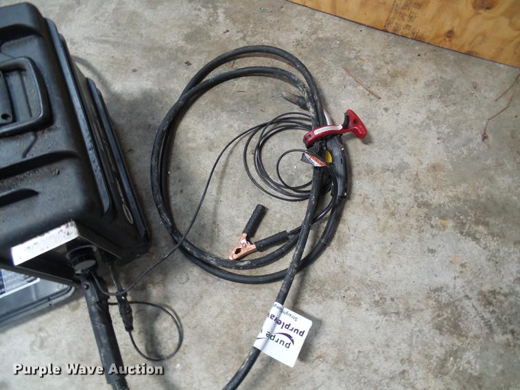 image for item DE5213 2017 Miller Xtreme 12VS suitcase mig welder