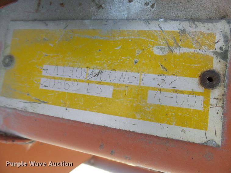 image for item DE5221 2000 Agri Metal 20869LS straw blower