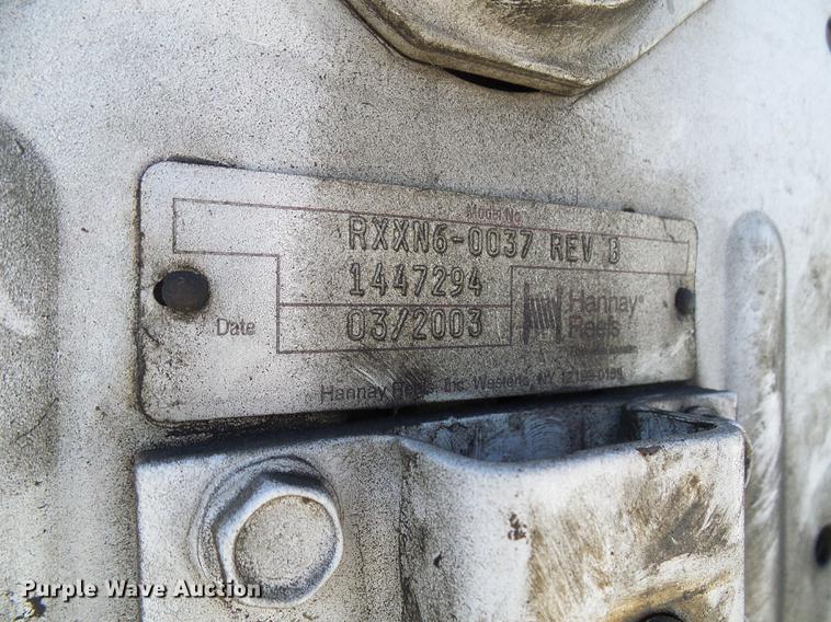 image for item DE5222 2001 Ford F550 Super Duty service truck with crane