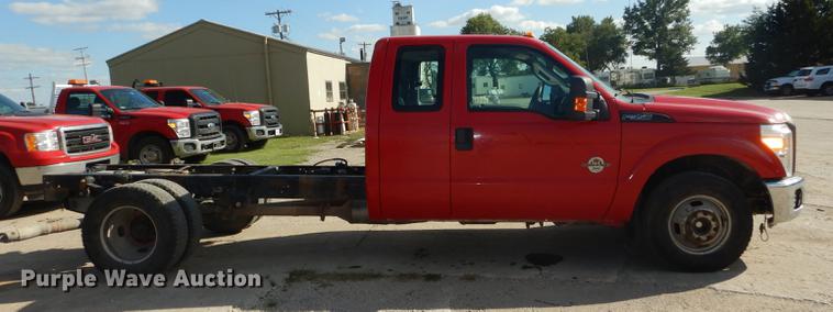 image for item DF1759 2013 Ford F350 Super Duty XL Super Cab pickup truck
