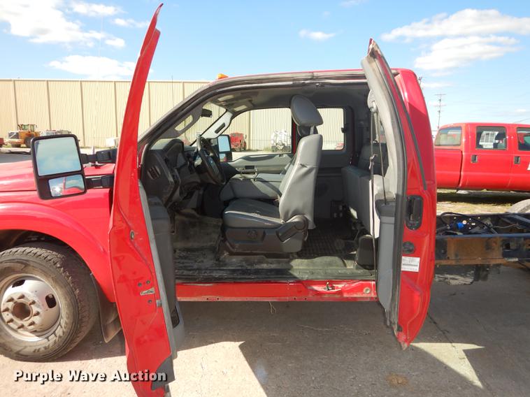 image for item DF1759 2013 Ford F350 Super Duty XL Super Cab pickup truck