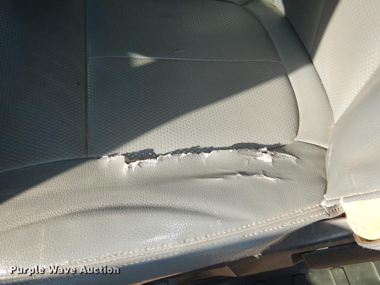 image for item DF1759 2013 Ford F350 Super Duty XL Super Cab pickup truck