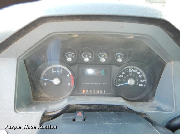 image for item DF1759 2013 Ford F350 Super Duty XL Super Cab pickup truck