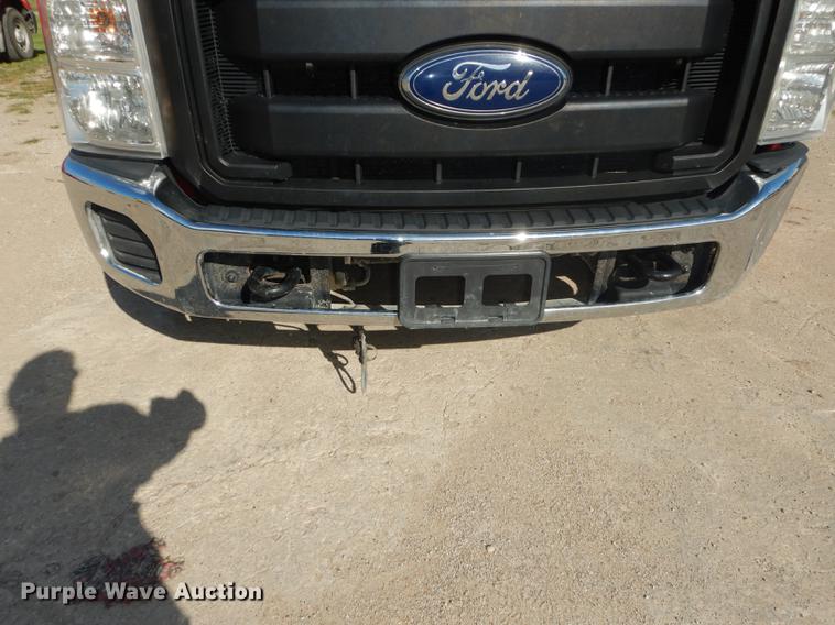 image for item DF1759 2013 Ford F350 Super Duty XL Super Cab pickup truck