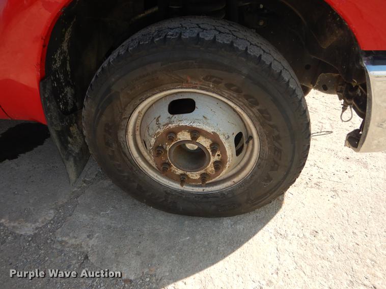 image for item DF1759 2013 Ford F350 Super Duty XL Super Cab pickup truck