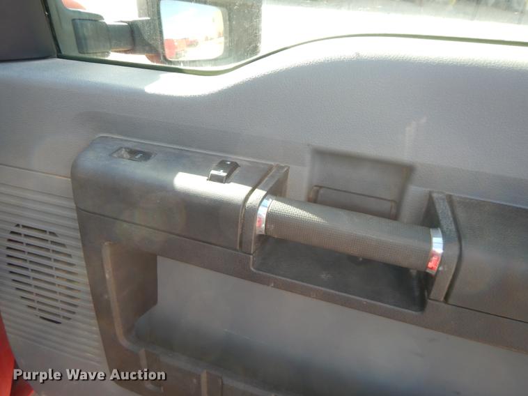 image for item DF1759 2013 Ford F350 Super Duty XL Super Cab pickup truck