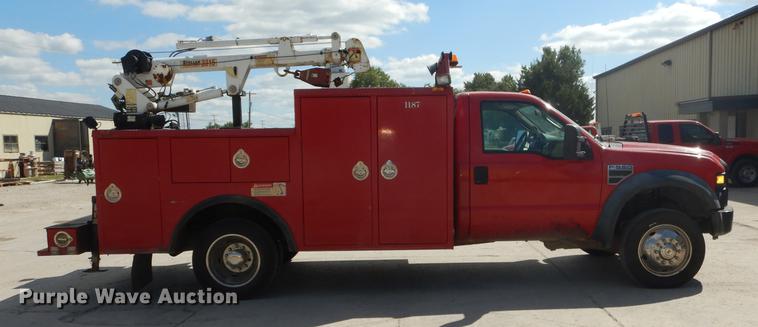 image for item DF1760 2008 Ford F550 Super Duty XL service truck with crane