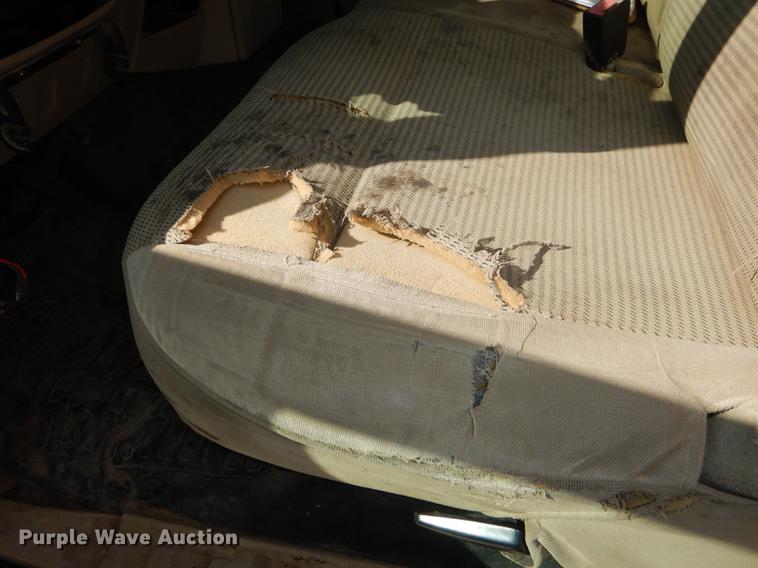 image for item DF1760 2008 Ford F550 Super Duty XL service truck with crane