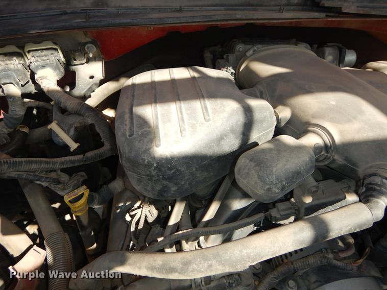 image for item DF1760 2008 Ford F550 Super Duty XL service truck with crane