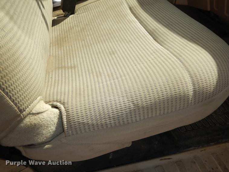 image for item DF1760 2008 Ford F550 Super Duty XL service truck with crane