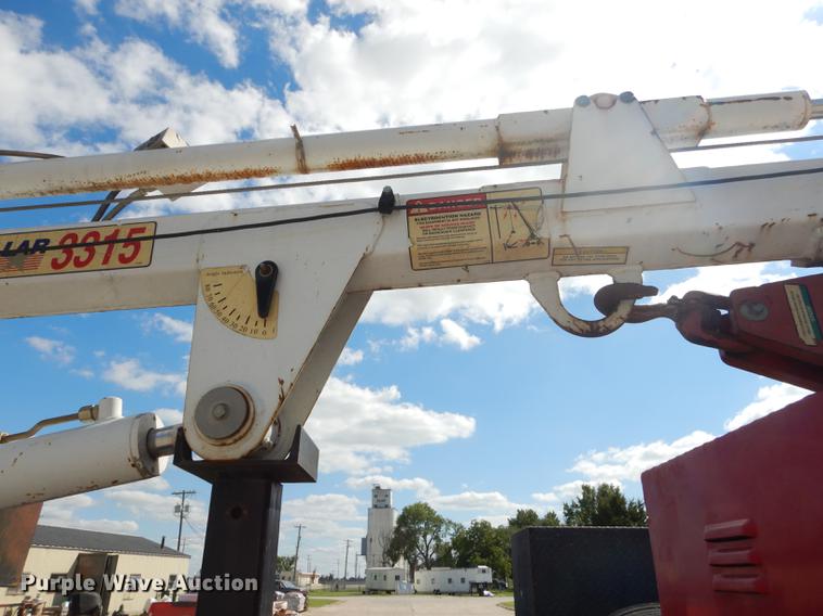 image for item DF1760 2008 Ford F550 Super Duty XL service truck with crane