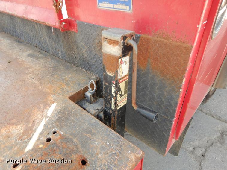 image for item DF1760 2008 Ford F550 Super Duty XL service truck with crane