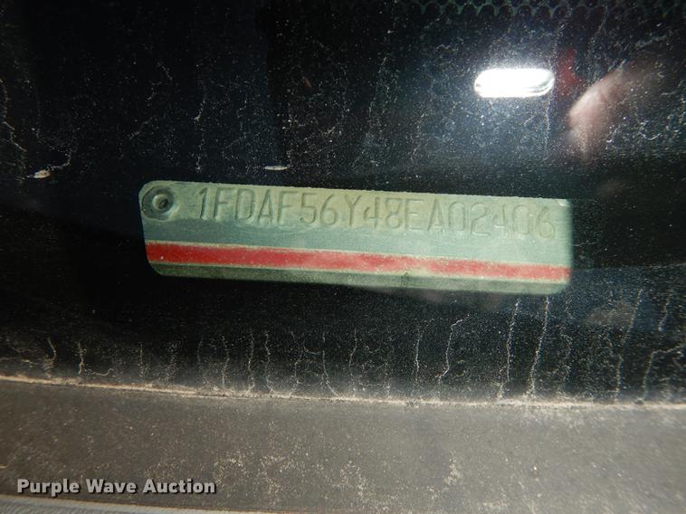 image for item DF1760 2008 Ford F550 Super Duty XL service truck with crane