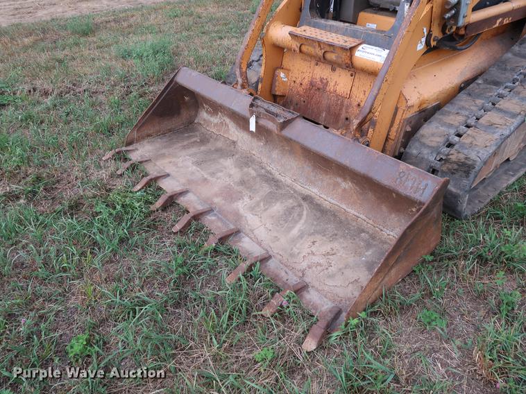 image for item DF2318 2006 Case 450CT skid steer