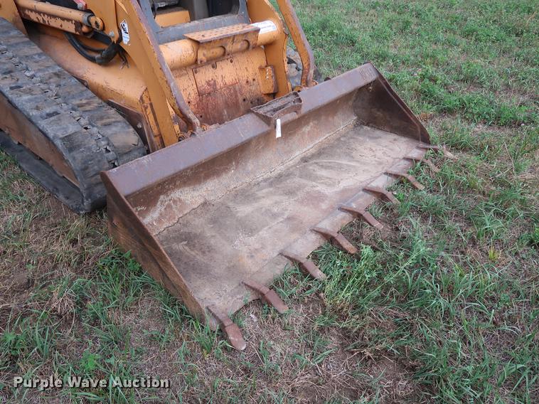 image for item DF2318 2006 Case 450CT skid steer