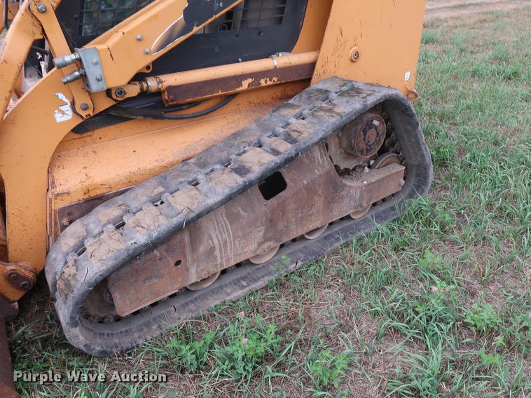 image for item DF2318 2006 Case 450CT skid steer