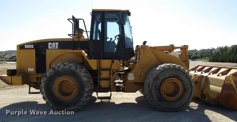 image for item DF3857 1999 Caterpillar 966G wheel loader