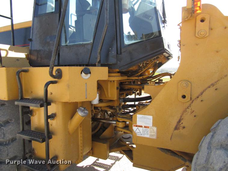 image for item DF3857 1999 Caterpillar 966G wheel loader