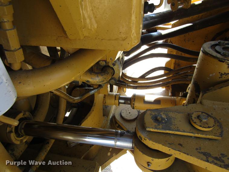 image for item DF3857 1999 Caterpillar 966G wheel loader