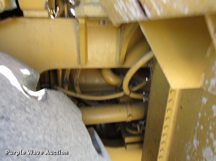 image for item DF3857 1999 Caterpillar 966G wheel loader