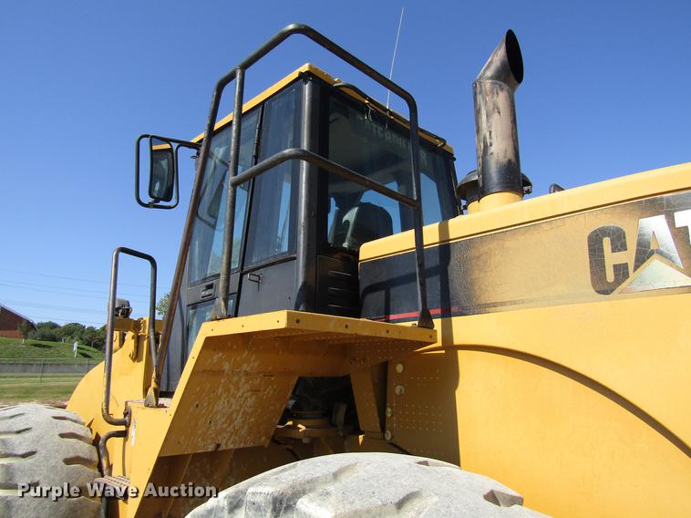 image for item DF3857 1999 Caterpillar 966G wheel loader